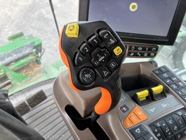 2023-john-deere-s780-image-43