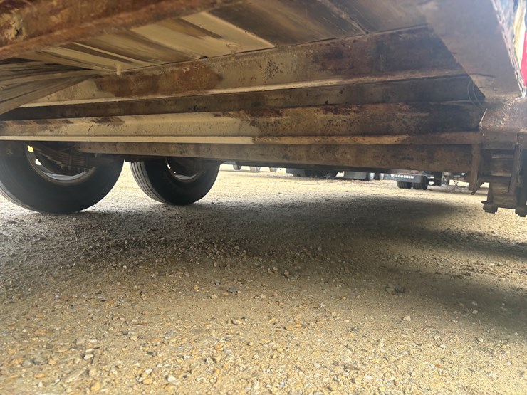 #2319-•-2010-pj-trailers-20'-trailer-image-32