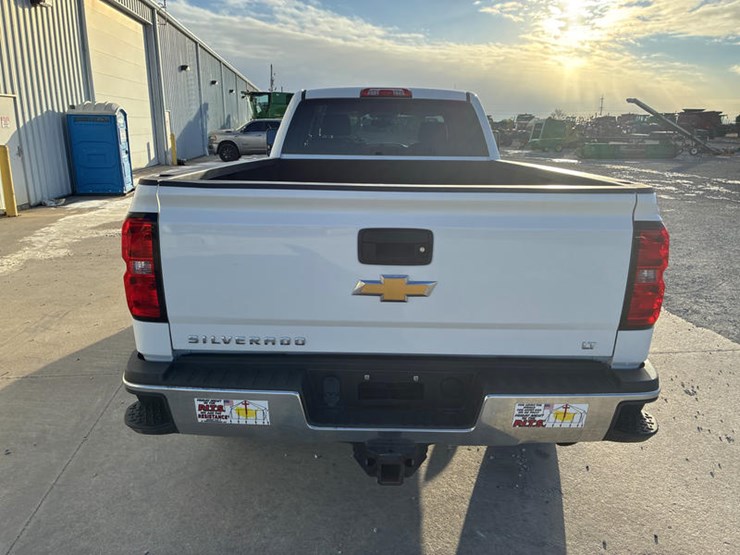2019-chevrolet-2500-image-6
