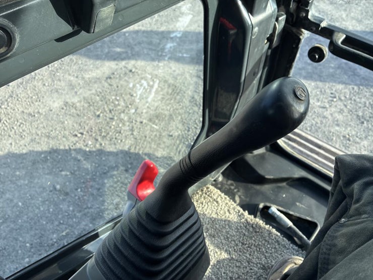 2017-komatsu-pc360-lc-11-image-78