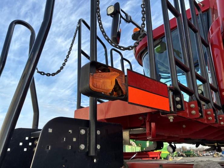 2010-case-ih-8120-image-54