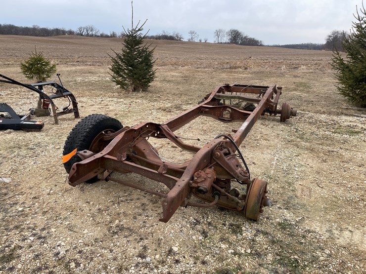 #4254-•-1964-gm-c20-truck-frame-image-1