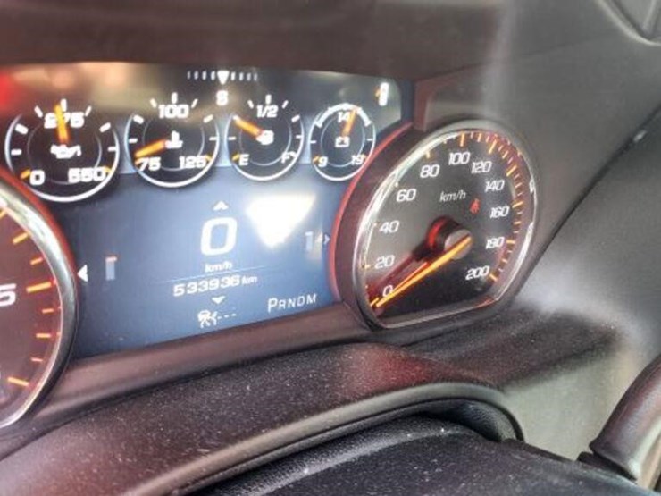 2016-gmc-yukon-denali-image-9