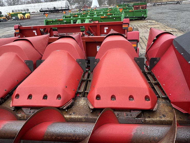 case-ih-1063-image-13