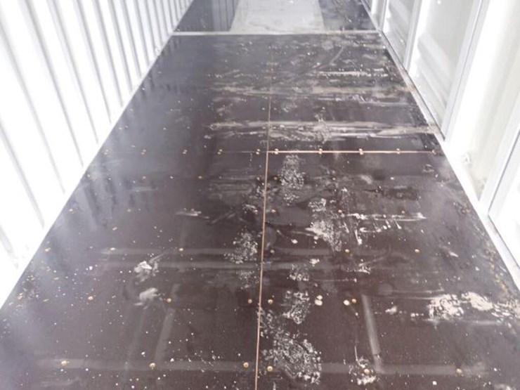 damaged-one-way-high-cube-40-ft-shipping-container-image-11