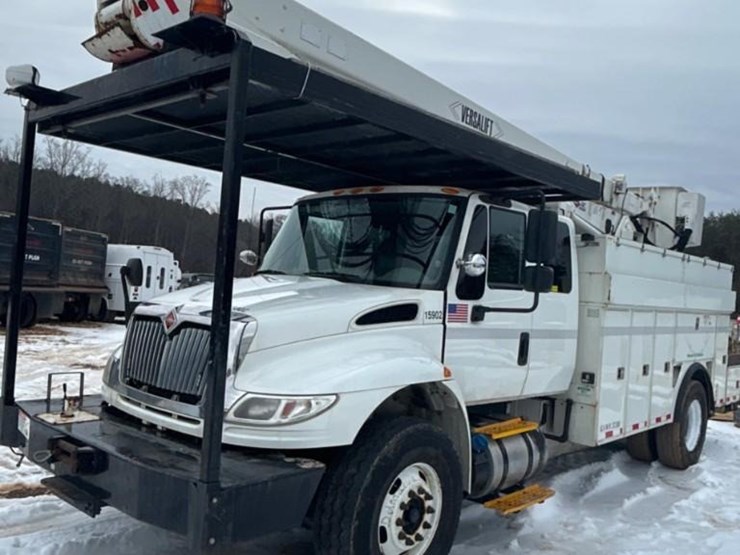 2016-international-durastar-4400-image-2