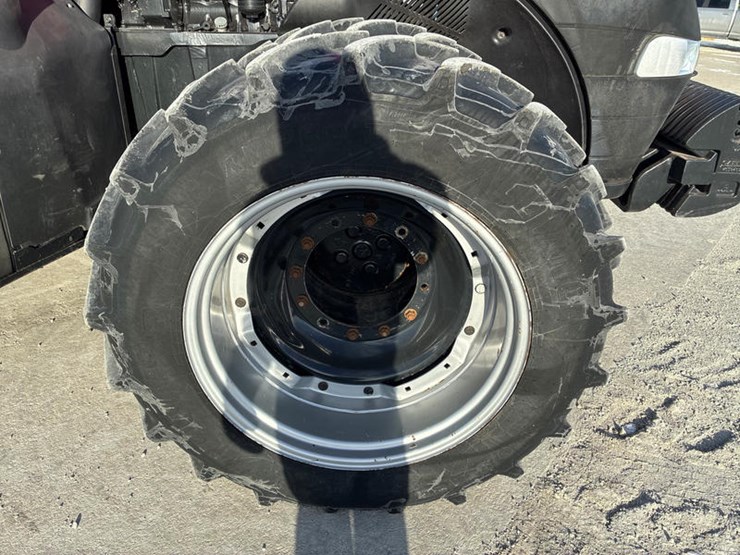 2011-case-ih-magnum-315-image-41