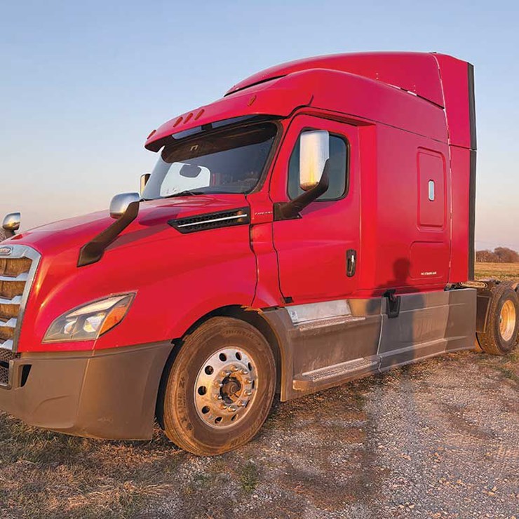 2020 FREIGHTLINER CASCADIA 126