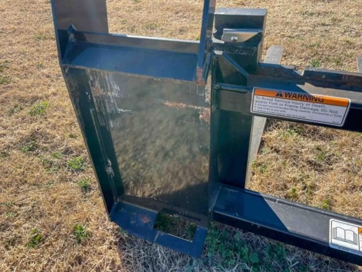 land-pride-pfl2042-pallet-fork,-skid-steer-attach-image-4