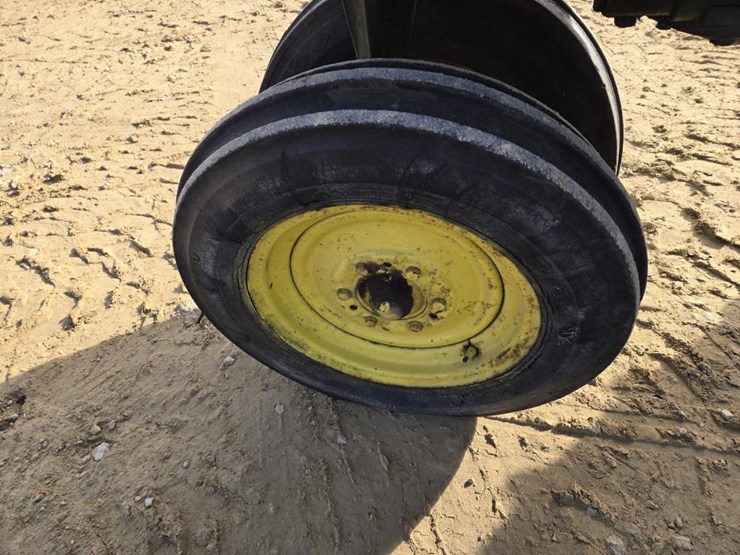 2010-john-deere-2010-image-13