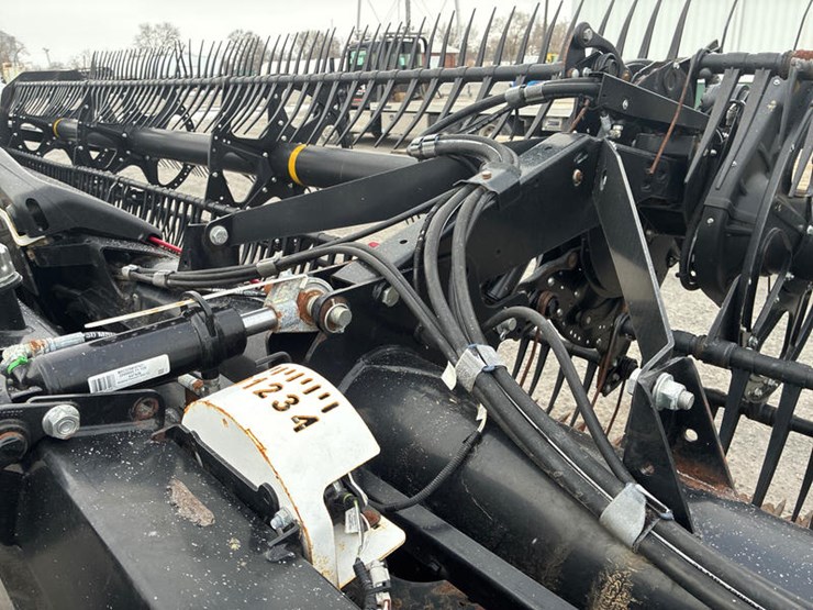 2020-mac-don-fd140-image-16