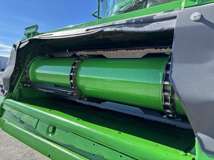 2012-john-deere-s670-image-24