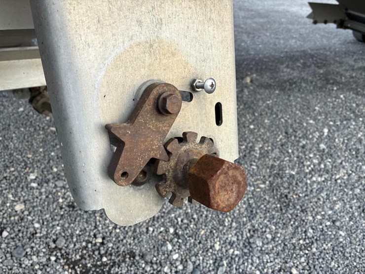 2021-timpte-hopper-bottom-image-24