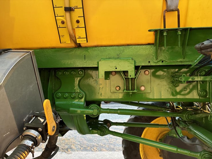 2017-john-deere-r4023-image-42