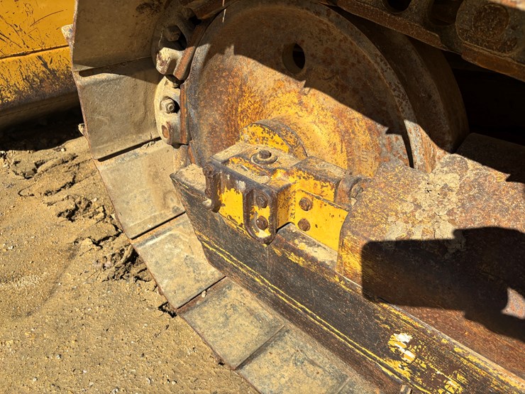 2005-caterpillar-d5g-xl-image-60