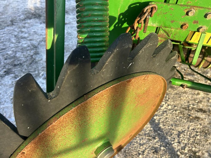 1999-john-deere-566-image-22