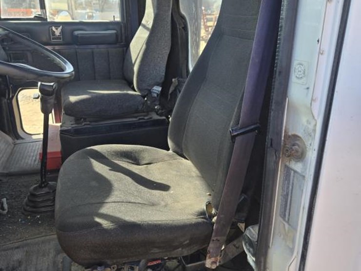 international-9-image-23