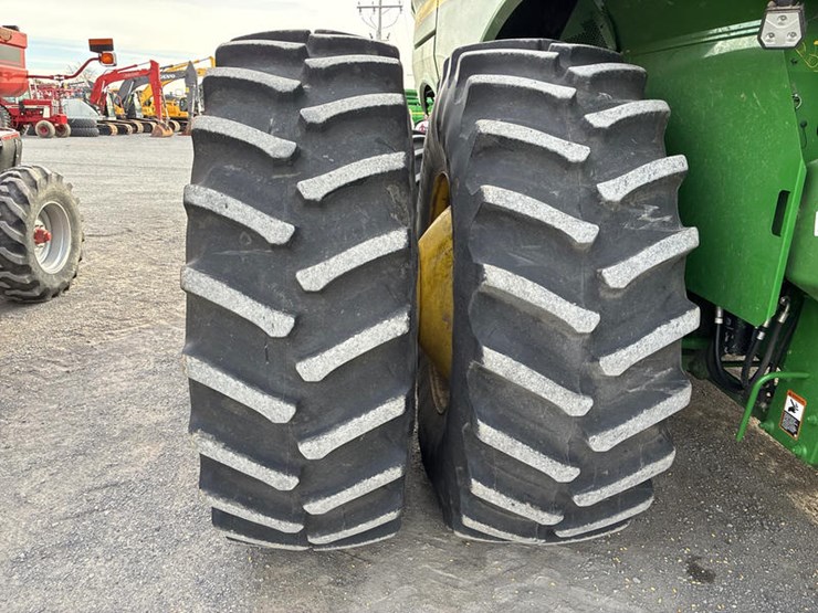 2023-john-deere-s780-image-10