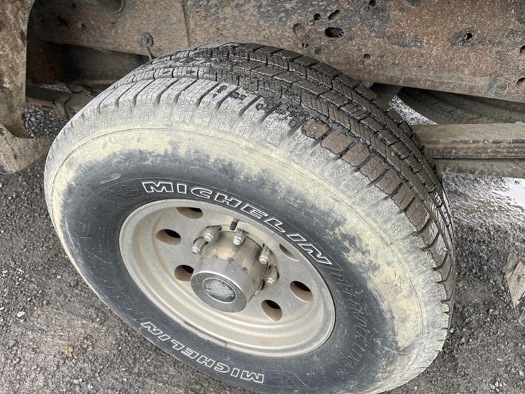 2008-gmc-sierra-2500hd-image-16