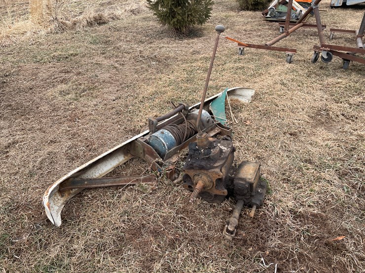 #4243-•-bumper-winch-and-transfer-case-image-3