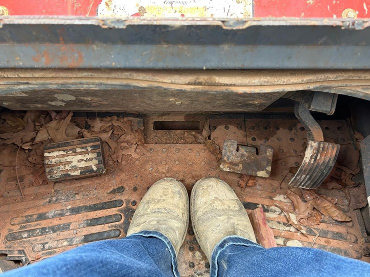 2019-takeuchi-tl10v2-image-27