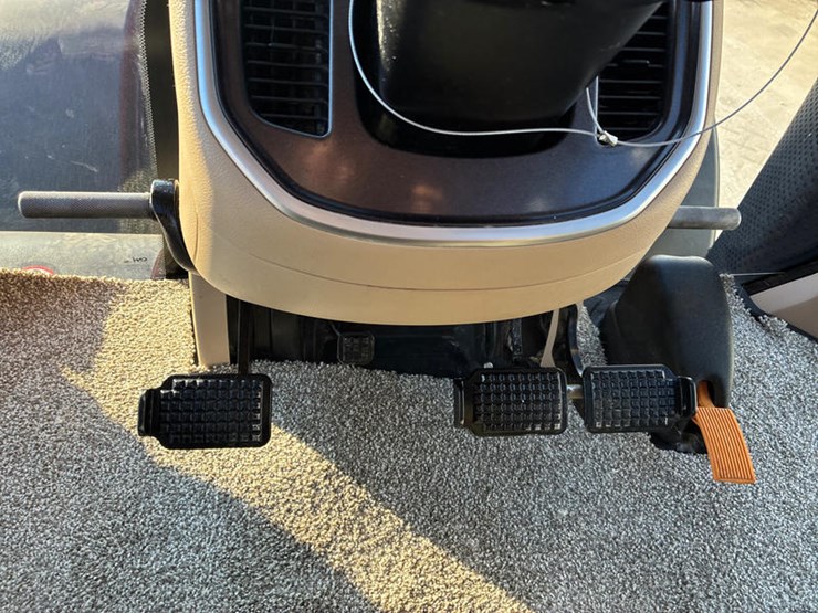 2024-case-ih-magnum-310-afs-connect-image-76