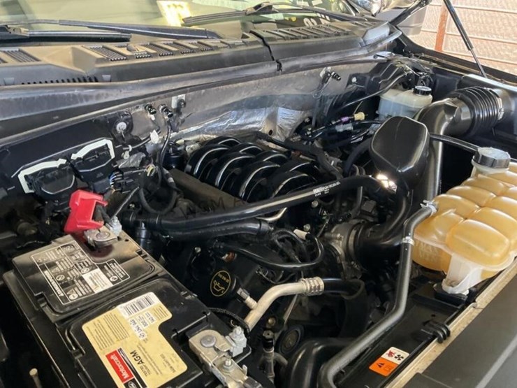 2017-ford-f150-image-12