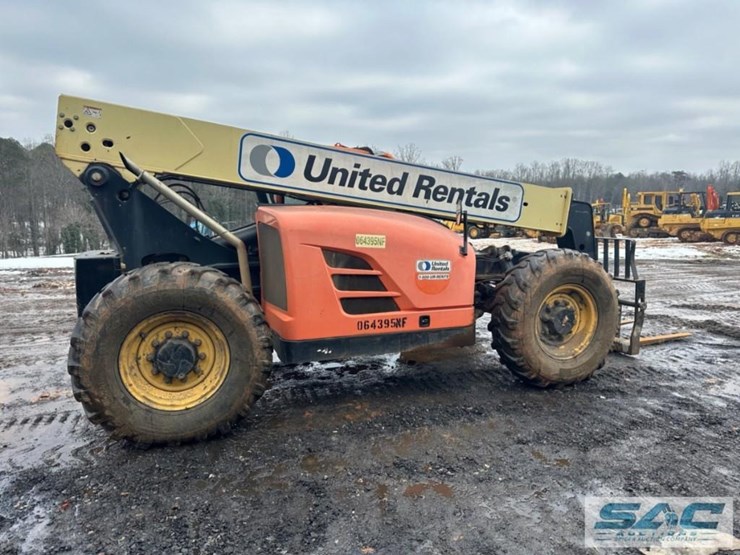 2015-jlg-g6-42a-image-7