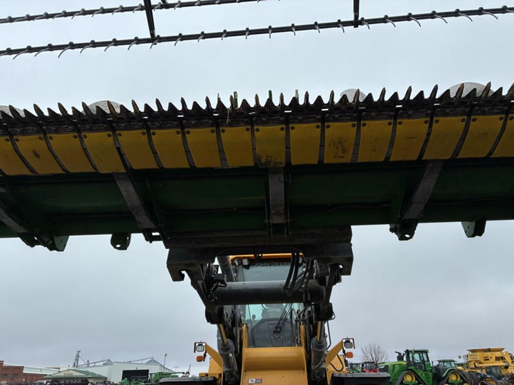 2012-john-deere-625f-image-21