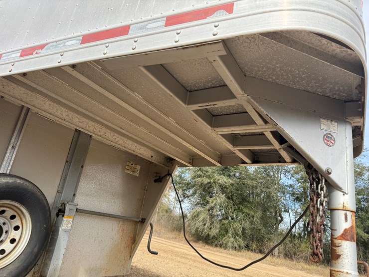 featherlite-24-ft-image-10