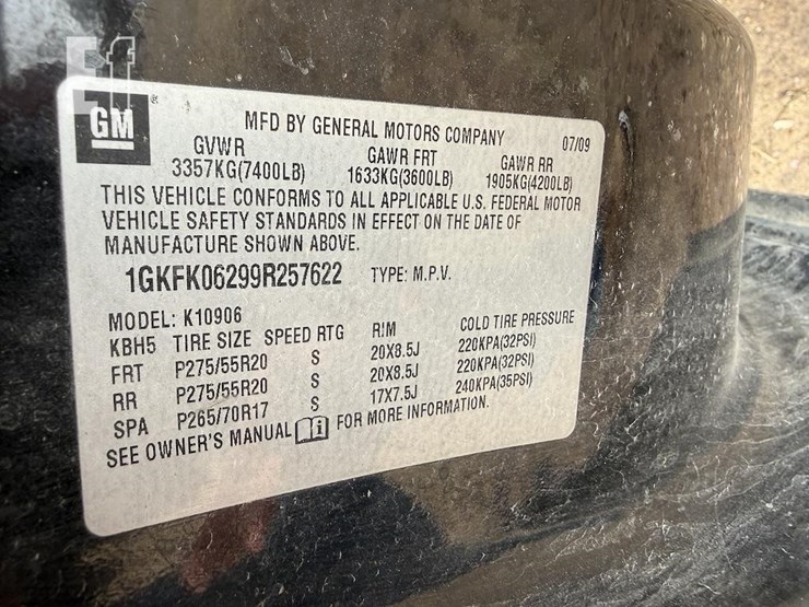 2009-gmc-yukon-xl-image-2