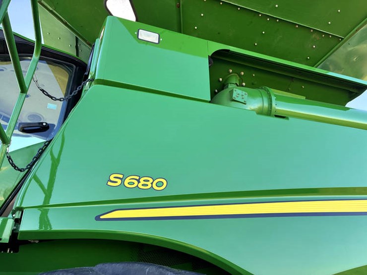2017-john-deere-s680-image-39