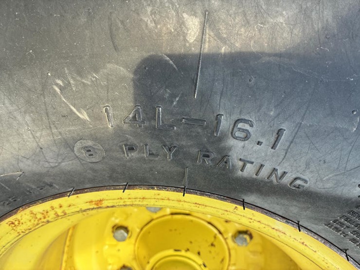 1990-john-deere-4455-image-40