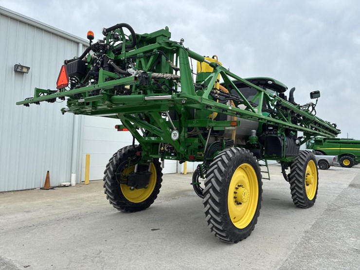 2021-john-deere-r4030-image-6