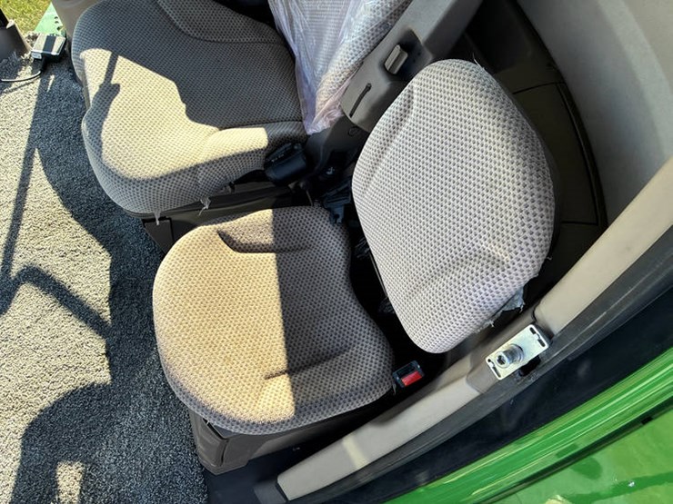 2017-john-deere-s680-image-98