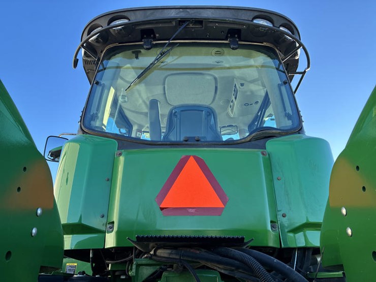 2013-john-deere-9510r-image-27