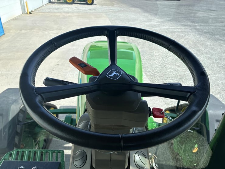 2021-john-deere-8rx-370-image-91