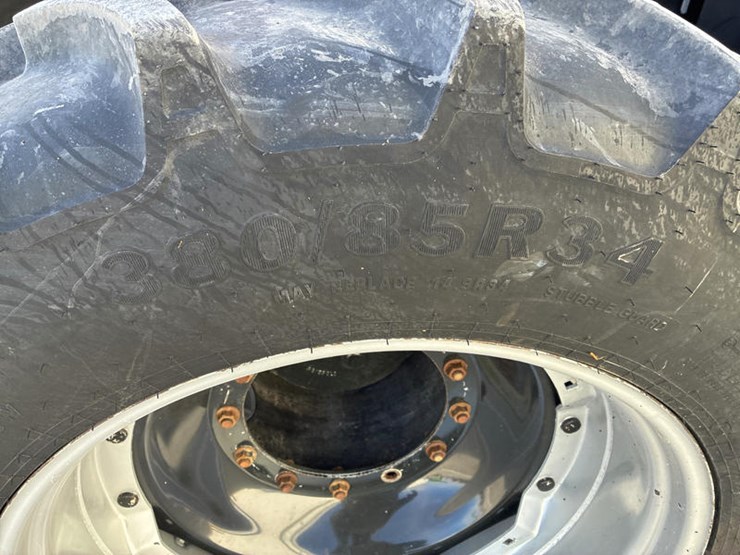 2011-case-ih-magnum-315-image-48