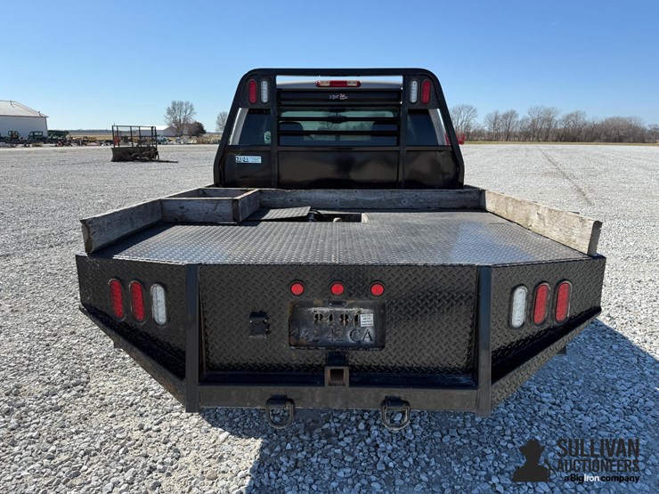 2004-chevrolet-2500hd-image-6