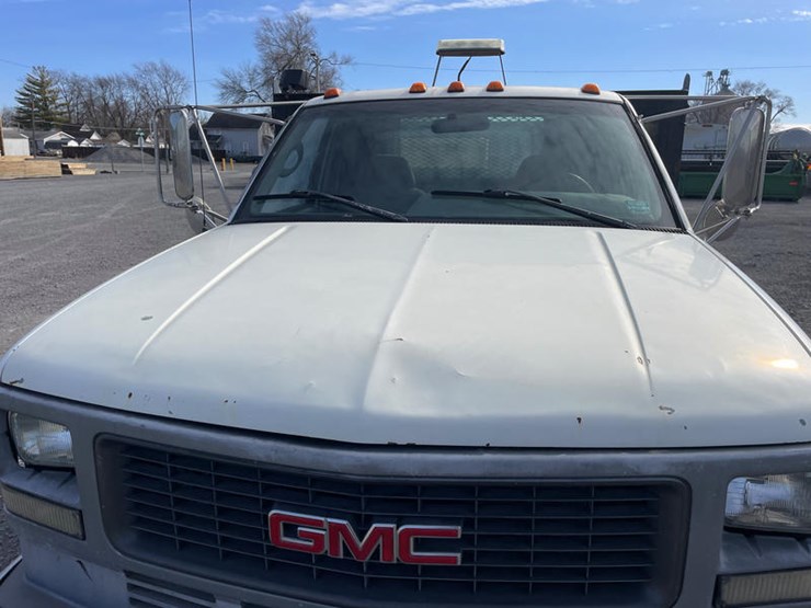 1995-gmc-sierra-3500hd-image-32