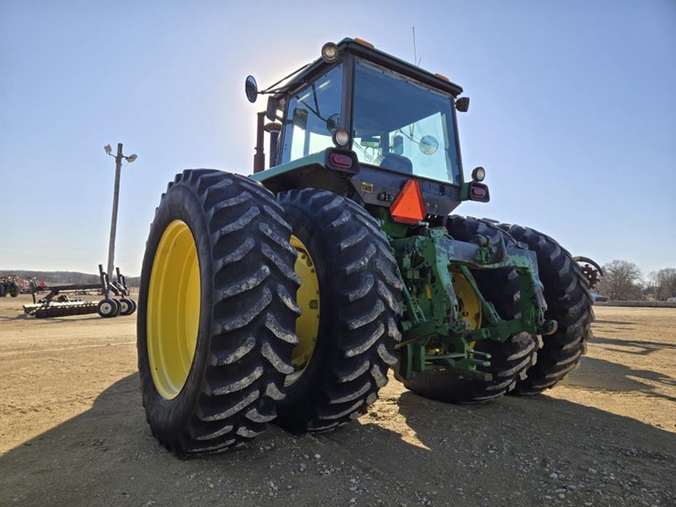 john-deere-4640-image-12
