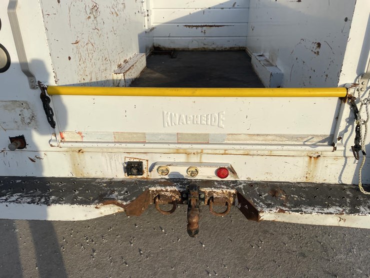 1997-chevrolet-3500-image-30