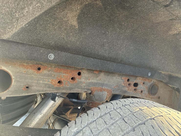 2019-chevrolet-2500-image-37