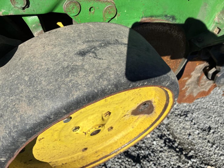 john-deere-7200-image-67