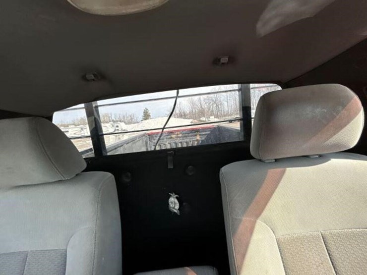 2012-ford-f150-image-17