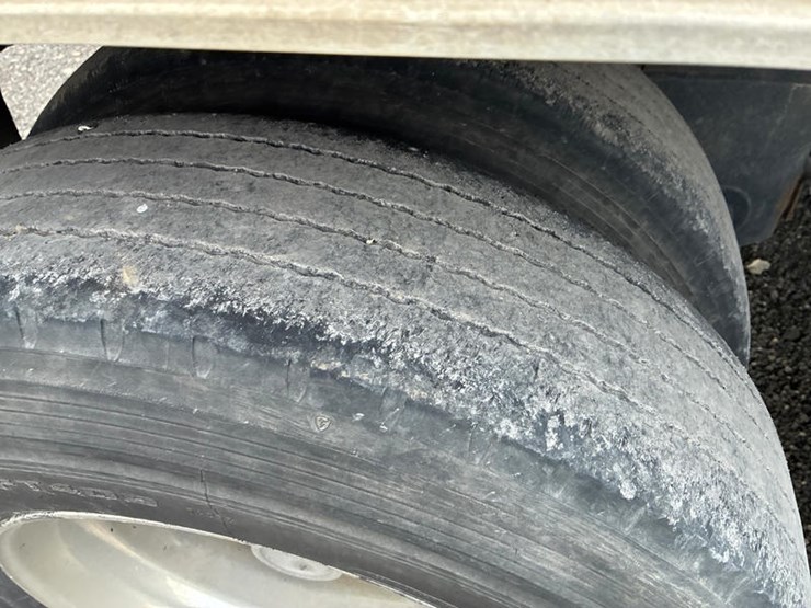 2021-timpte-hopper-bottom-image-45