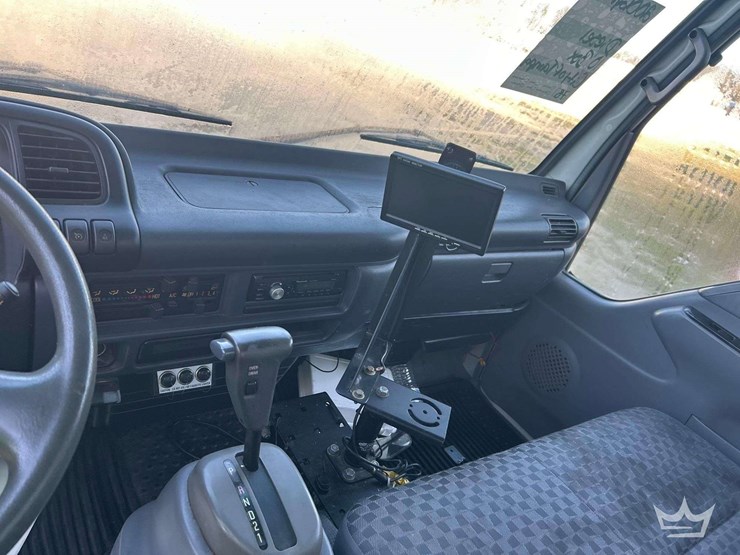 2006-gmc-w4500-image-15