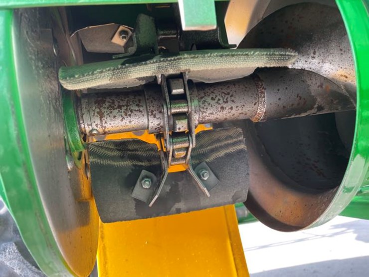 2017-john-deere-s680-image-78