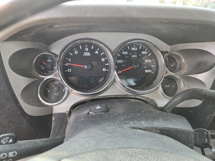 2008-gmc-sierra-2500-image-18