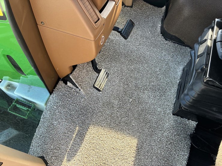 2010-john-deere-9430-image-66